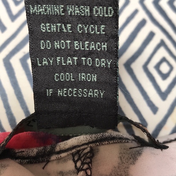 Susie In The City Floral Multicolor Blouse.       Size Large - Picture 10 of 12